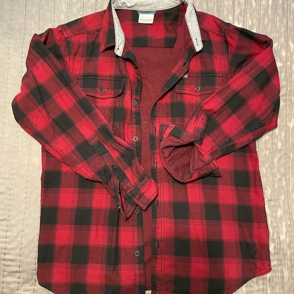 Columbia Long Sleeve Button Down - men’s large - Picture 2 of 3